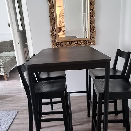 Golden Mont Centre Appartement ポー エクステリア 写真