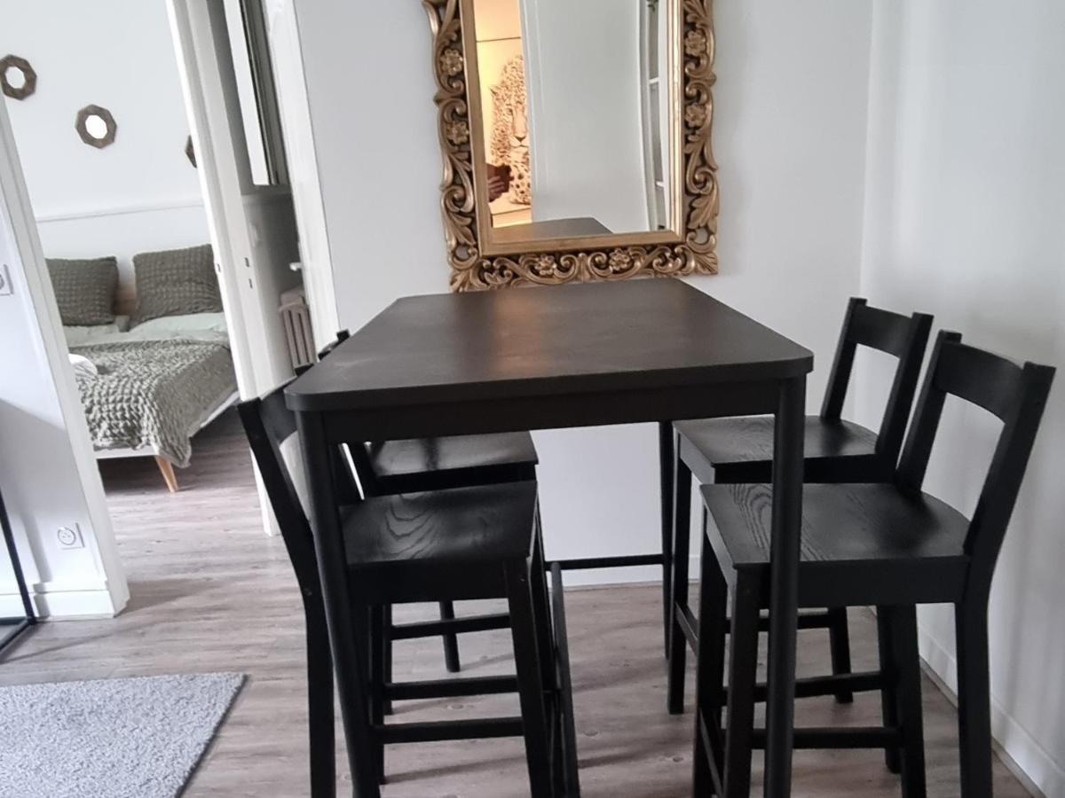 Golden Mont Centre Appartement ポー エクステリア 写真